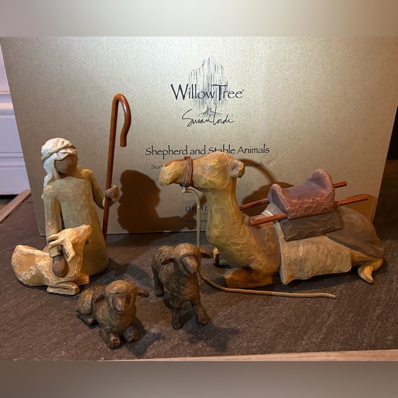 Willow Tree Shepherd And Stable Animals #26105 Christmas Nativity - Picture 2 of 6